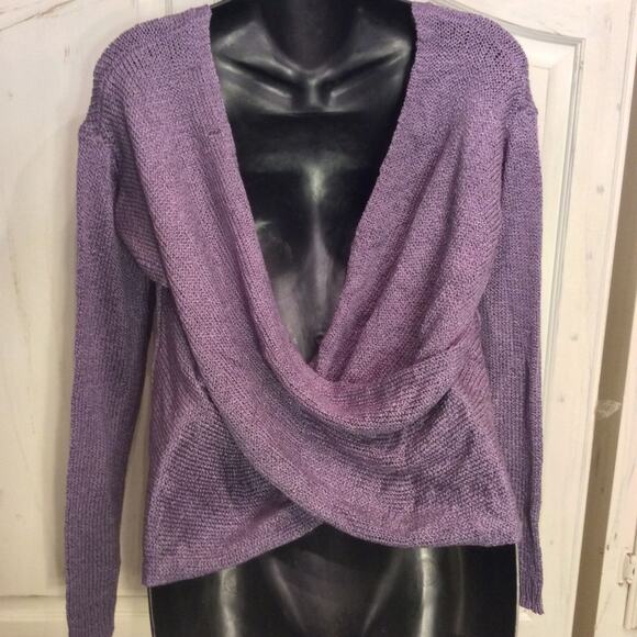 NWT LAVENDER REVERSIBLE TWIST FRONT/BACK SWEATER - Picture 1 of 5
